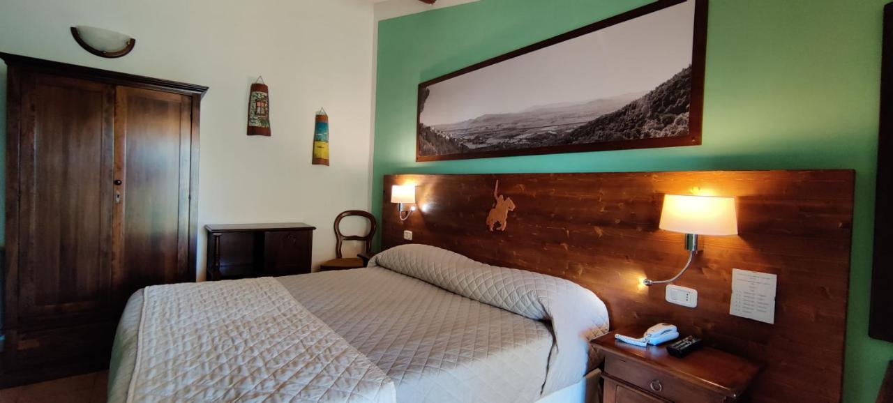 Locanda Mossa Dei Barbari Buriano  Exteriör bild