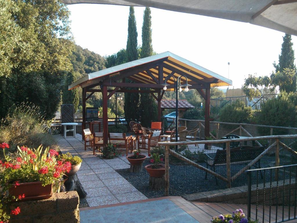 Locanda Mossa Dei Barbari Buriano  Exteriör bild