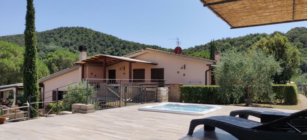 Locanda Mossa Dei Barbari Buriano  Exteriör bild